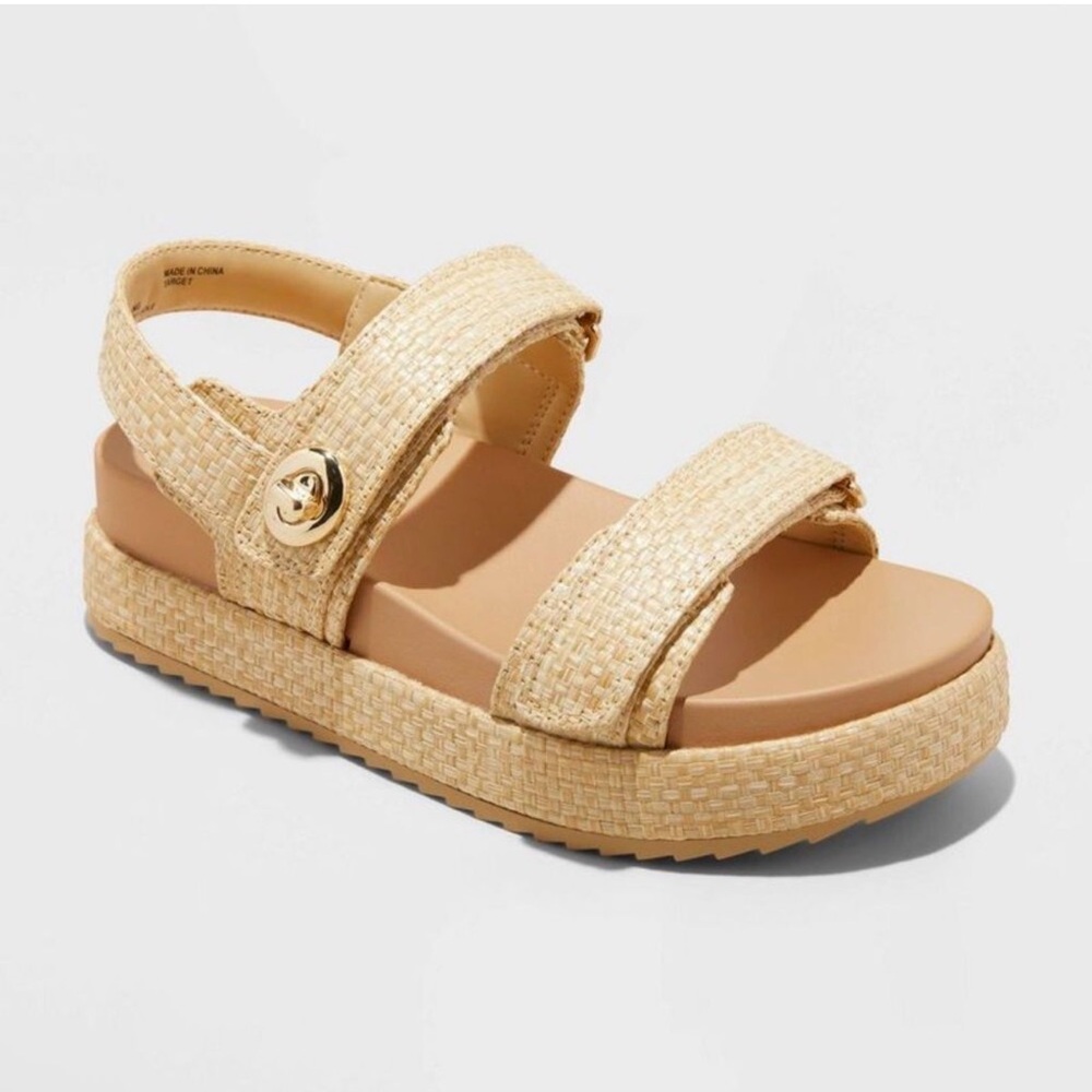 Nwt women’s tanner sandals. Memory foam. A New Day. Size 10 contoured footbed